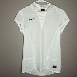 Nike dri fit white sheer mesh athletic short sleeve top women’s size small